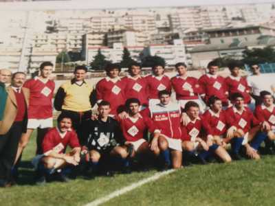 Nel 1971 l�AC fu promossa in Seconda Categoria e nel 1972-73 i due sodalizi si fusero nell�AC Giovanile Palese che nel 1974-75 ottenne la promozione in Prima Categoria